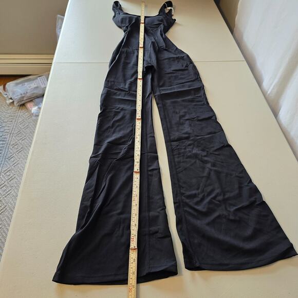 Vertvie Sleeveless Flare Jumsuit Women's XS Black Backless Bodycon Seamless NWT - Picture 9 of 16